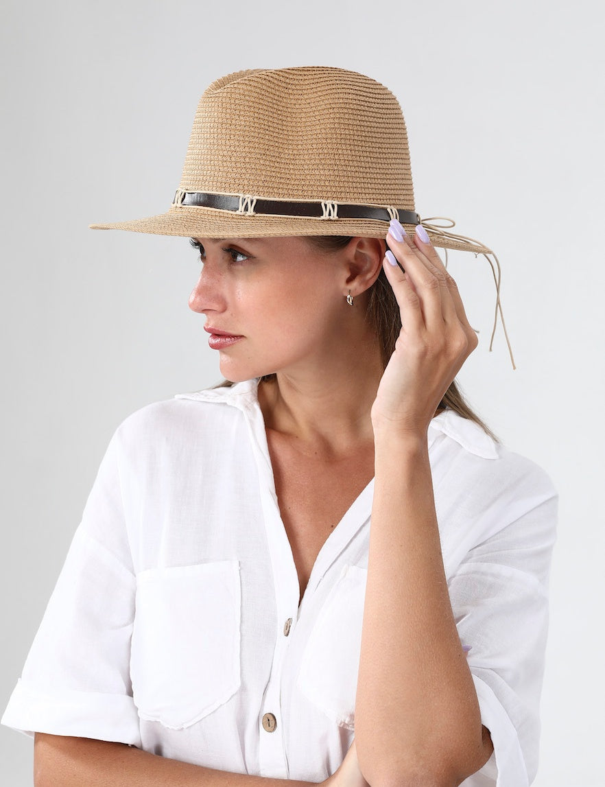 WOMEN'S STRAW FEDORA  HAT WITH FAUX LEATHER STRAP AND TIE