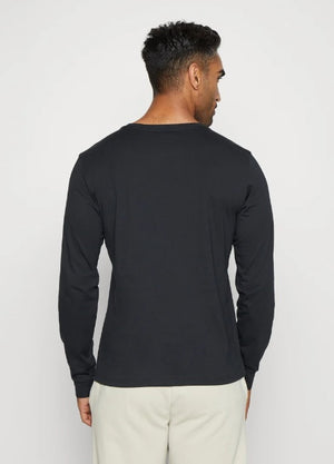 MEN'S LONG SLEEVE TEE - BLACK WITH SASQUATCH