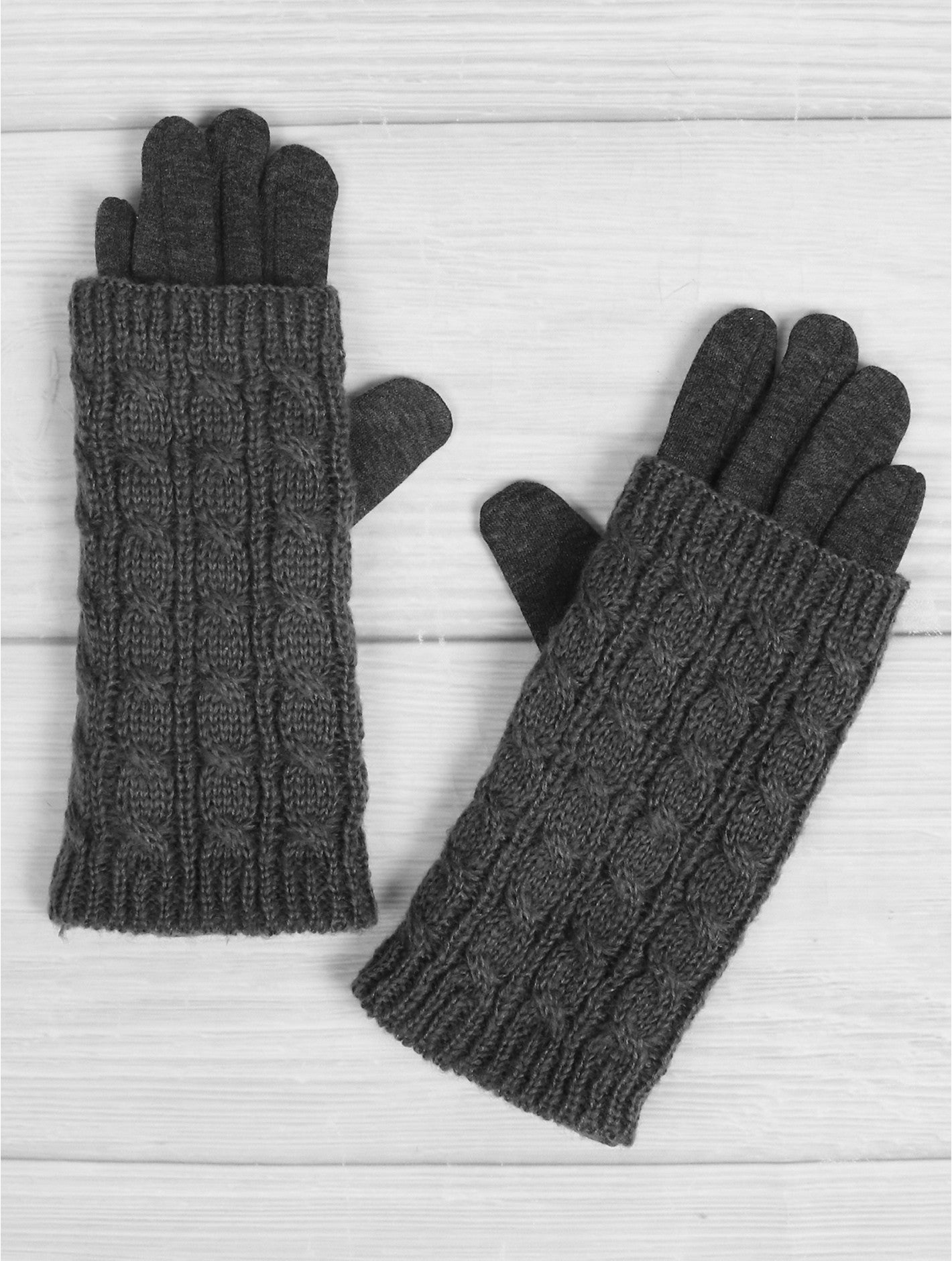 DARK GREY DOUBLE LAYERED CABLE KNIT GLOVE