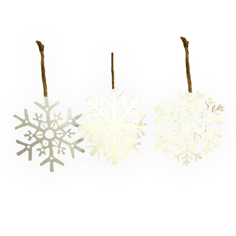 WHITE LARGE SNOWFLAKE ORNAMENT