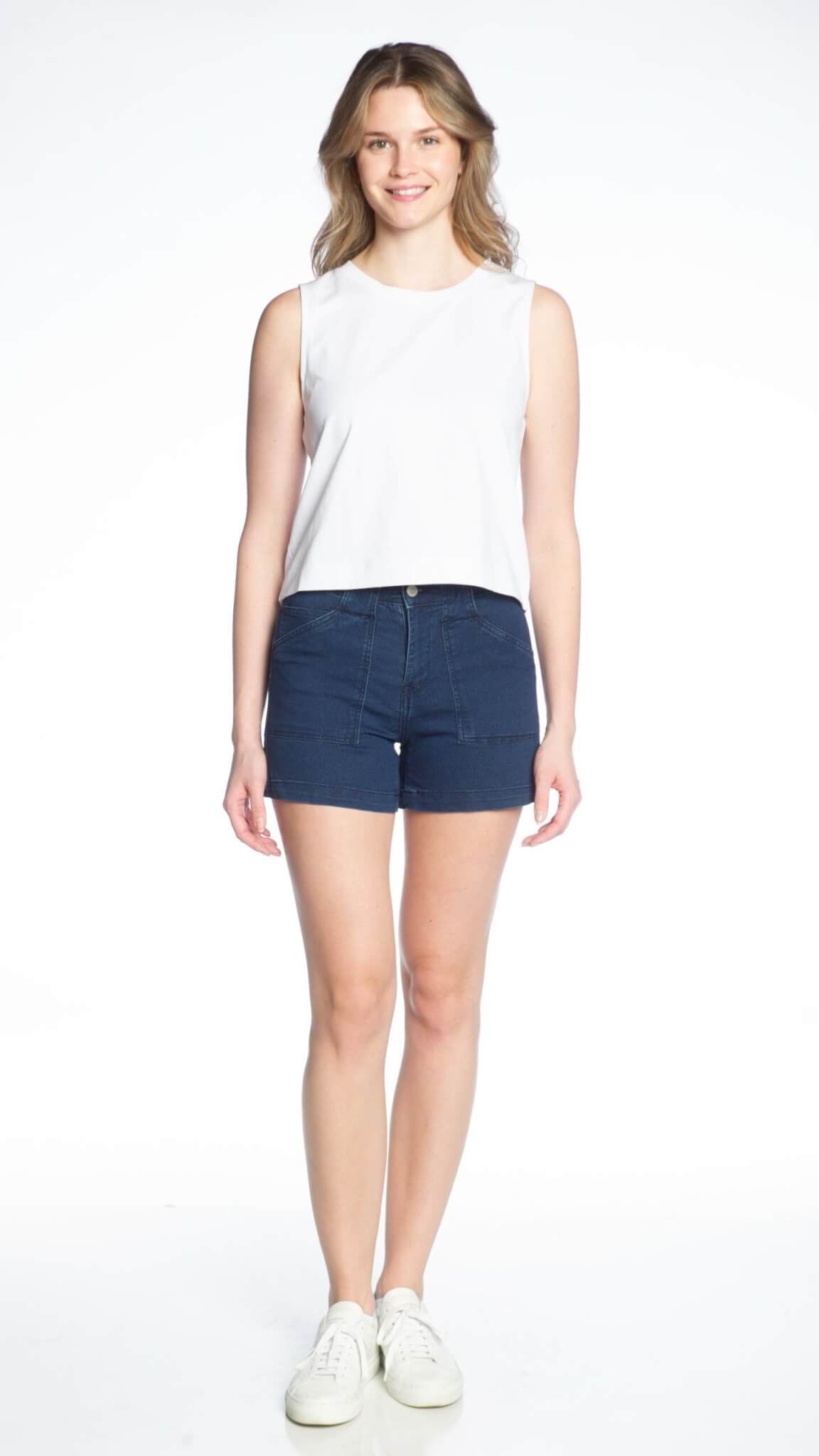 WOMEN'S STRETCH DENIM SHORTS WITH TUMMY TUCK CONTROL