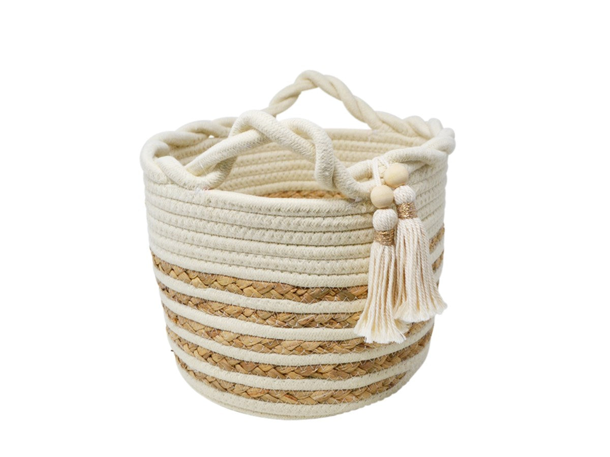 BASKET WITH TWISTED HANDLES
