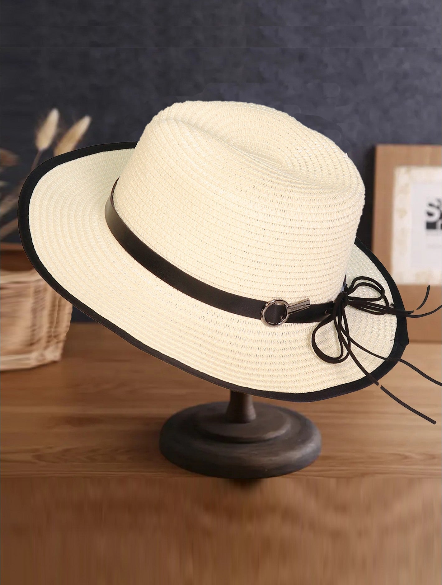 LADIES WIDE BRIM SUMMER HAT WITH BELT