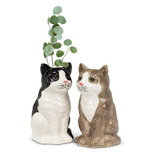 BLACK & WHITE SITTING CASE VASE (8"H)