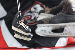 BLACK HOCKEY SKATES ORNAMENT