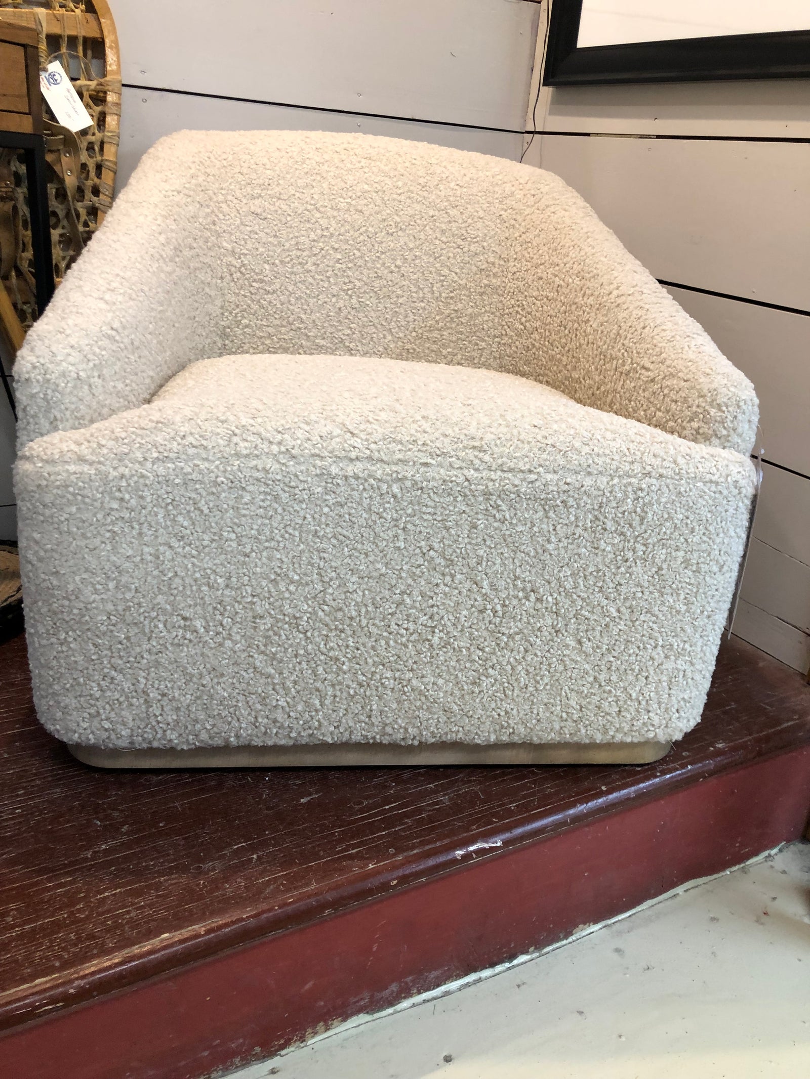 BRENTWOOD - BERNIE SWIVEL CHAIR