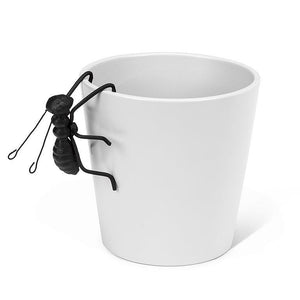 SMALL HANGING ANT 3"L