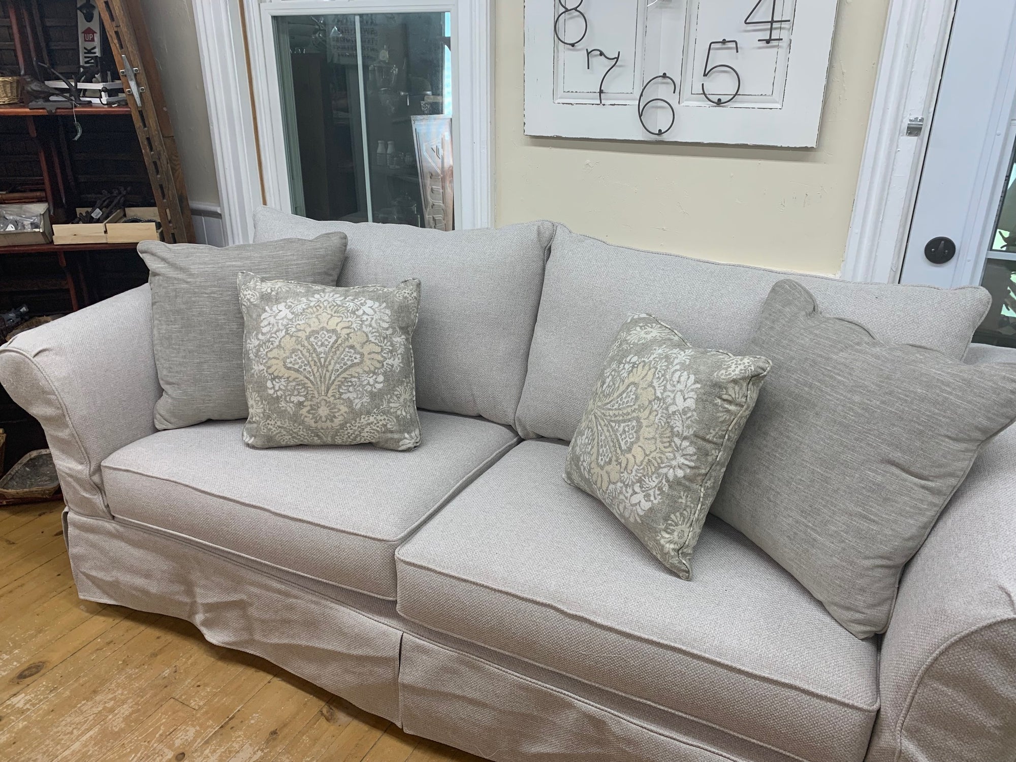 FENMORE LARGE SLIPCOVER SOFA